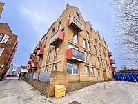 Apartment in Woolwich SE18 to rent